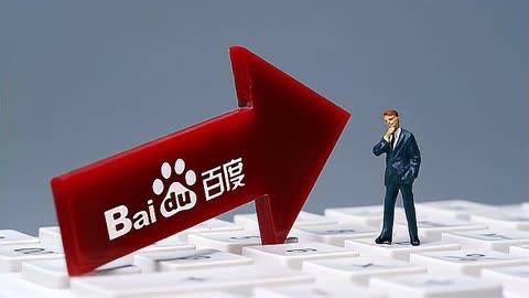 刘品言挺个月孕肚走红毯